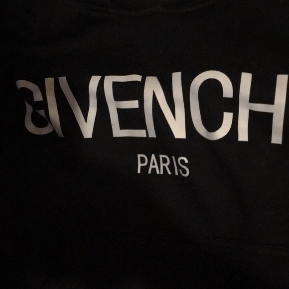 Givenchy Paris - Picture 3 of 3